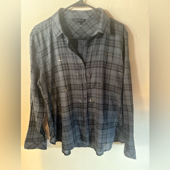 Rock& Republic Semisheer long sleeve button up Gray and Black Plaid SzL - Picture 6 of 6